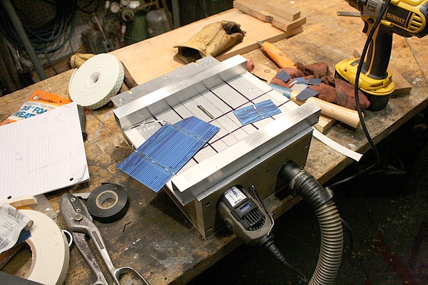 Mini table Saw for cutting Solar Cells